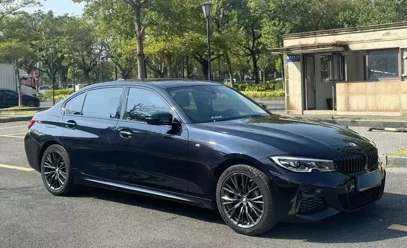 2022 BMW 3 Series 2.0T 184HP L4 8AT