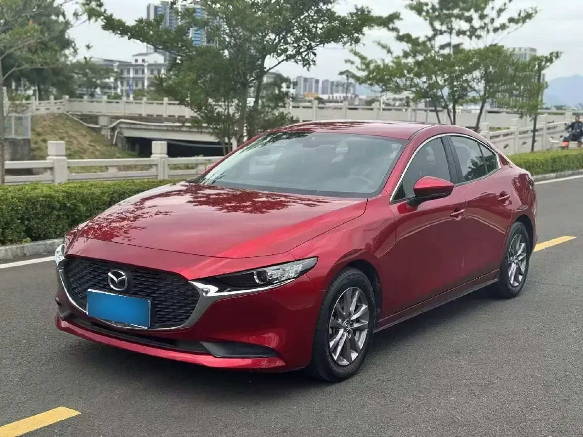 2020 Mazda 3 Axela 1.5L 117HP L4 6AT
