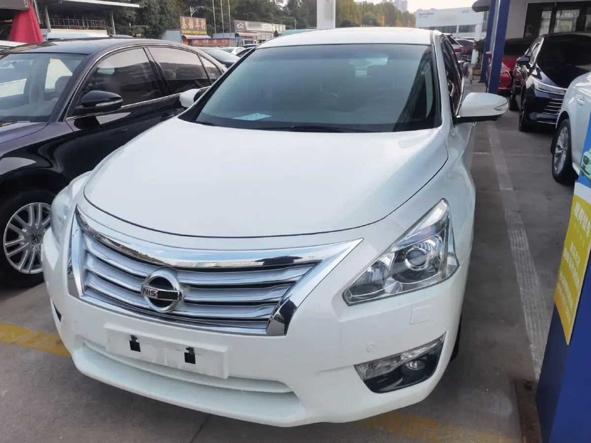 2013 Nissan Teana 2.5L 186HP L4 CVT