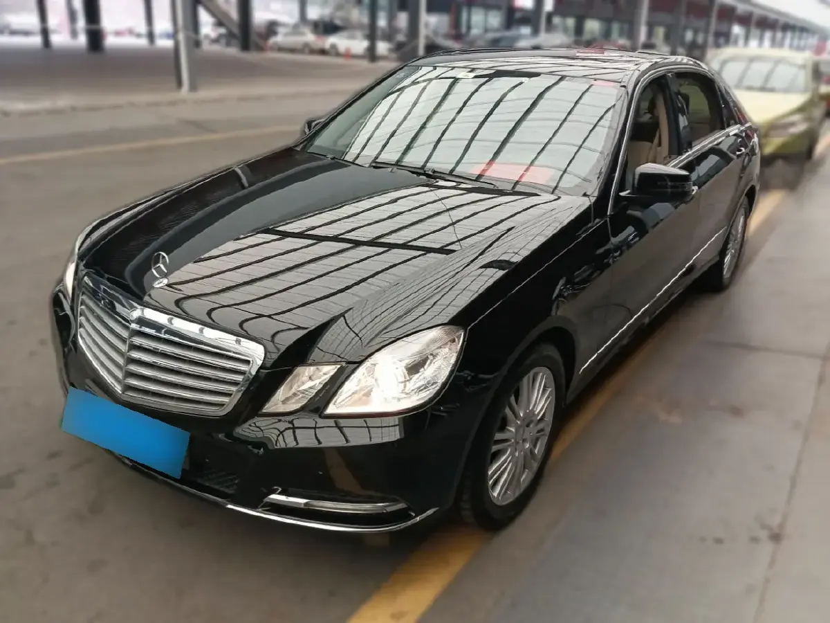 2013 Mercedes-Benz E Class 1.8T 204HP L4 7AT