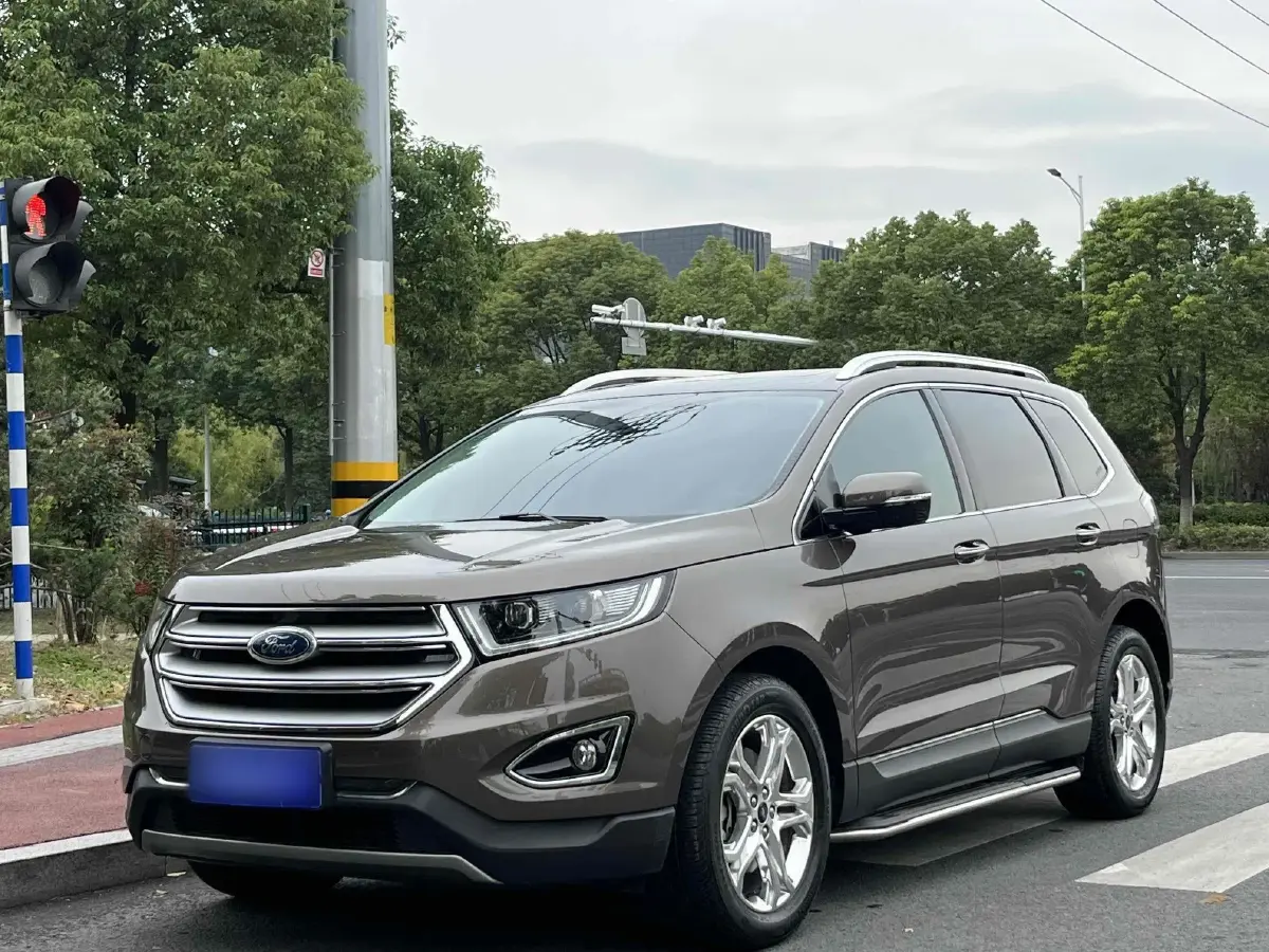 2015 Ford Edge 2.0T 245HP L4 6AT