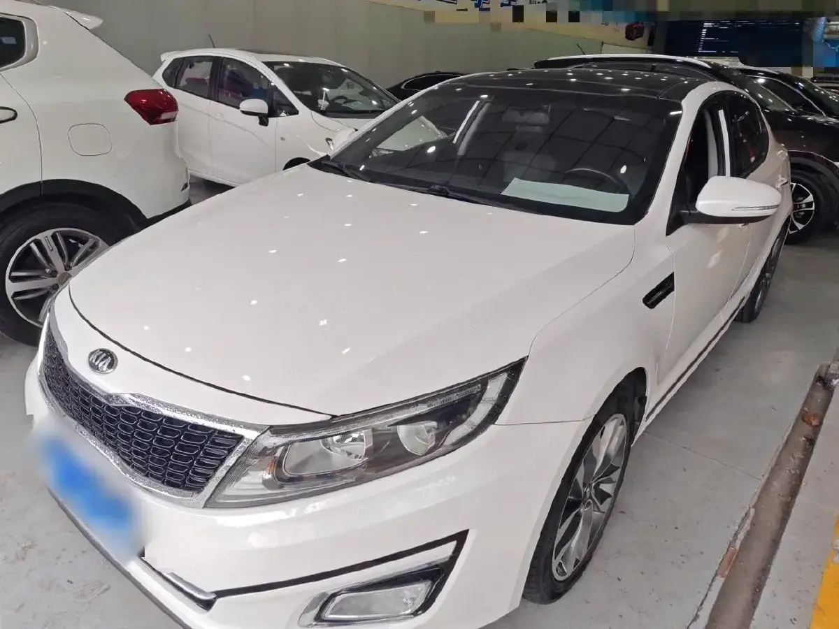 2015 Kia K5 2.0L 162HP L4 6AT