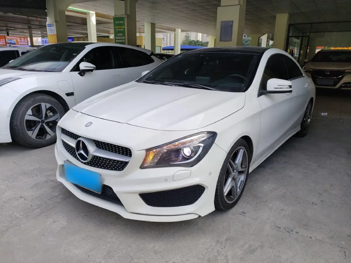 2016 Mercedes-Benz CLA Class 2.0T 184HP L4 7DCT