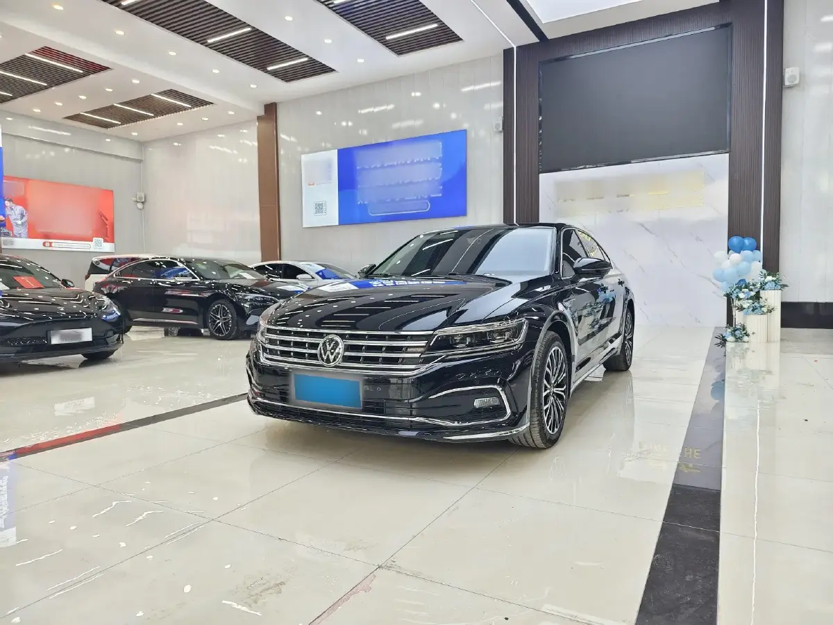 2021 Volkswagen Phideon 2.0T 224HP L4 7DCT