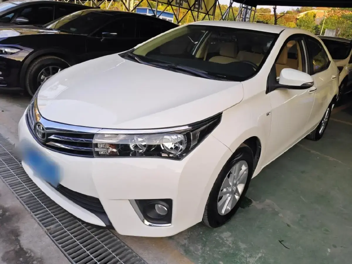 2017 Toyota Corolla 1.6L 122HP L4 CVT