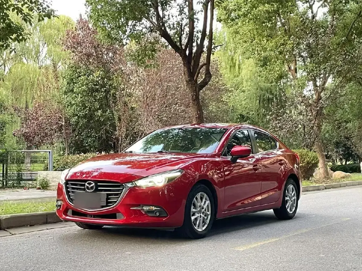2017 Mazda 3 Axela 1.5L 117HP L4 6AT
