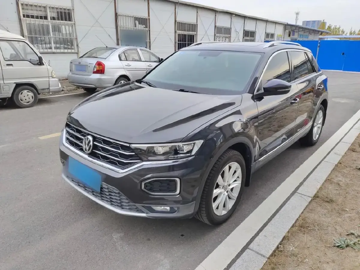 2018 Volkswagen T-Roc 1.4T 150HP L4 7DCT