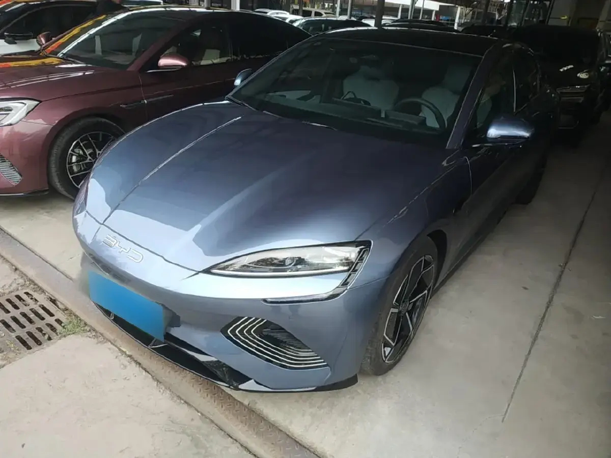 2023 BYD Seal BEV 82.5KWH