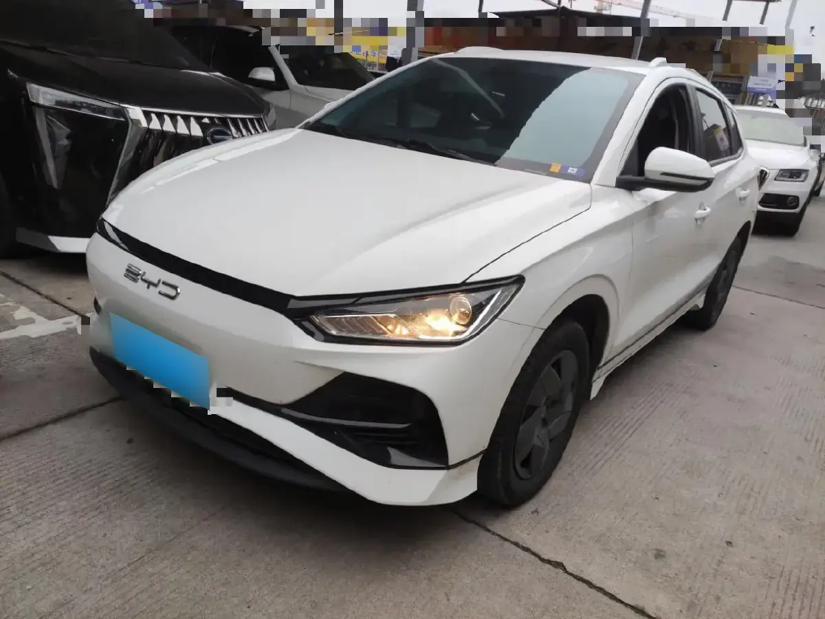 2024 BYD e2 BEV 43.2KWH