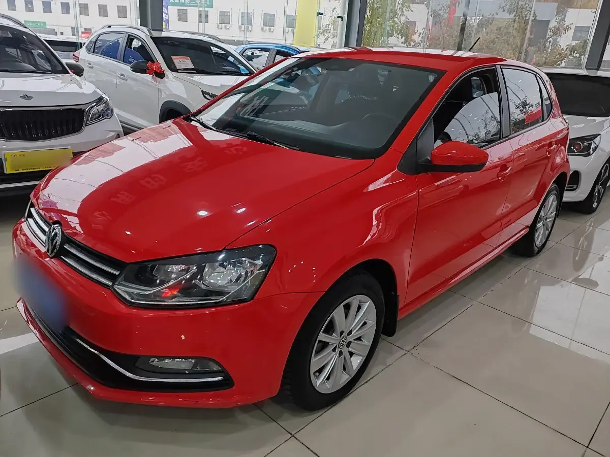 2014 Volkswagen Polo 1.6L 110HP L4 6AT