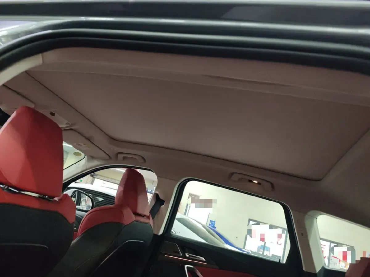 2023 BMW iX1 BEV 66.45KWH,autocango,china used car exporter,china ev exporter,chinese used car exporter,chinese used ev exporter