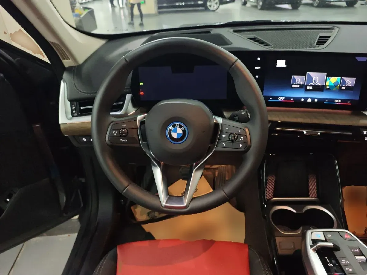 2023 BMW iX1 BEV 66.45KWH,autocango,china used car exporter,china ev exporter,chinese used car exporter,chinese used ev exporter