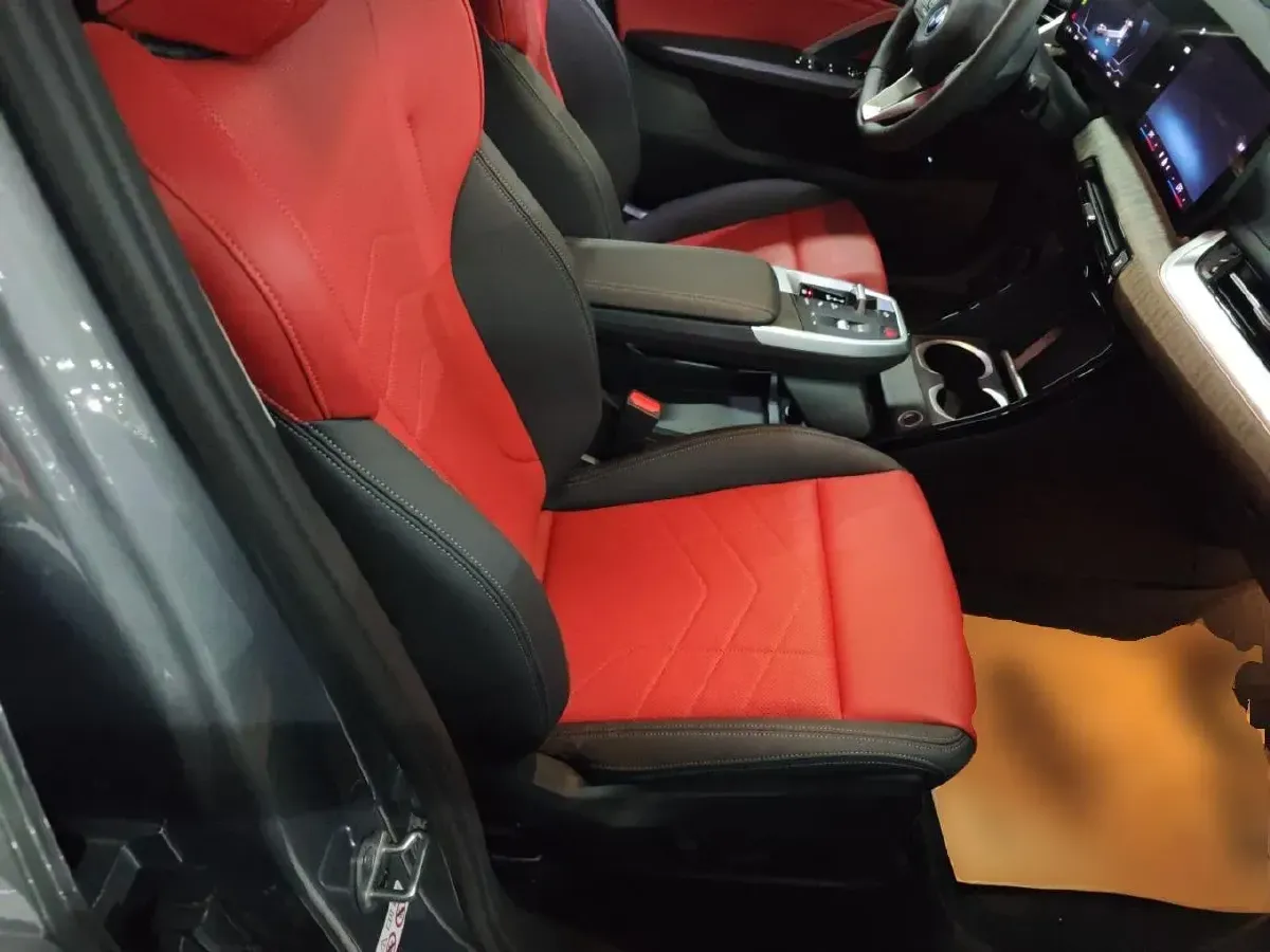 2023 BMW iX1 BEV 66.45KWH,autocango,china used car exporter,china ev exporter,chinese used car exporter,chinese used ev exporter