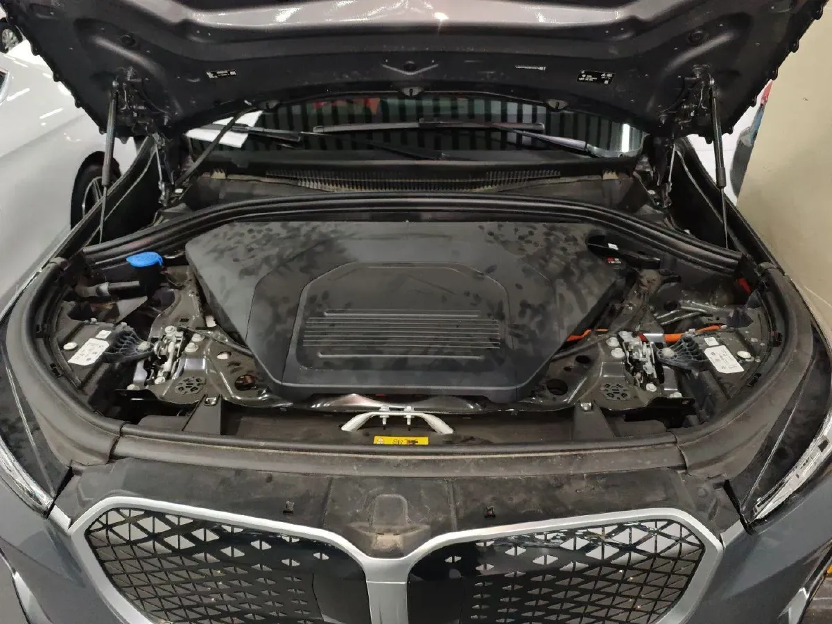 2023 BMW iX1 BEV 66.45KWH,autocango,china used car exporter,china ev exporter,chinese used car exporter,chinese used ev exporter