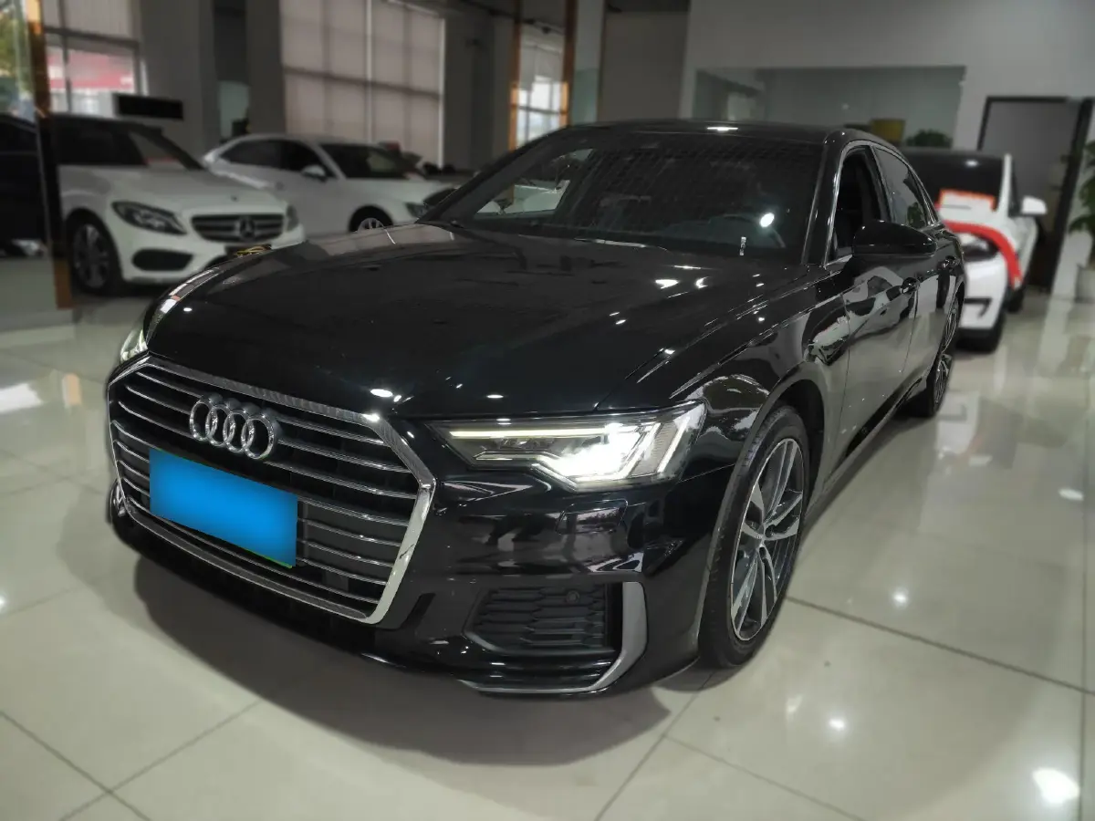 2019 Audi A6L 2.0T 190HP L4 7DCT