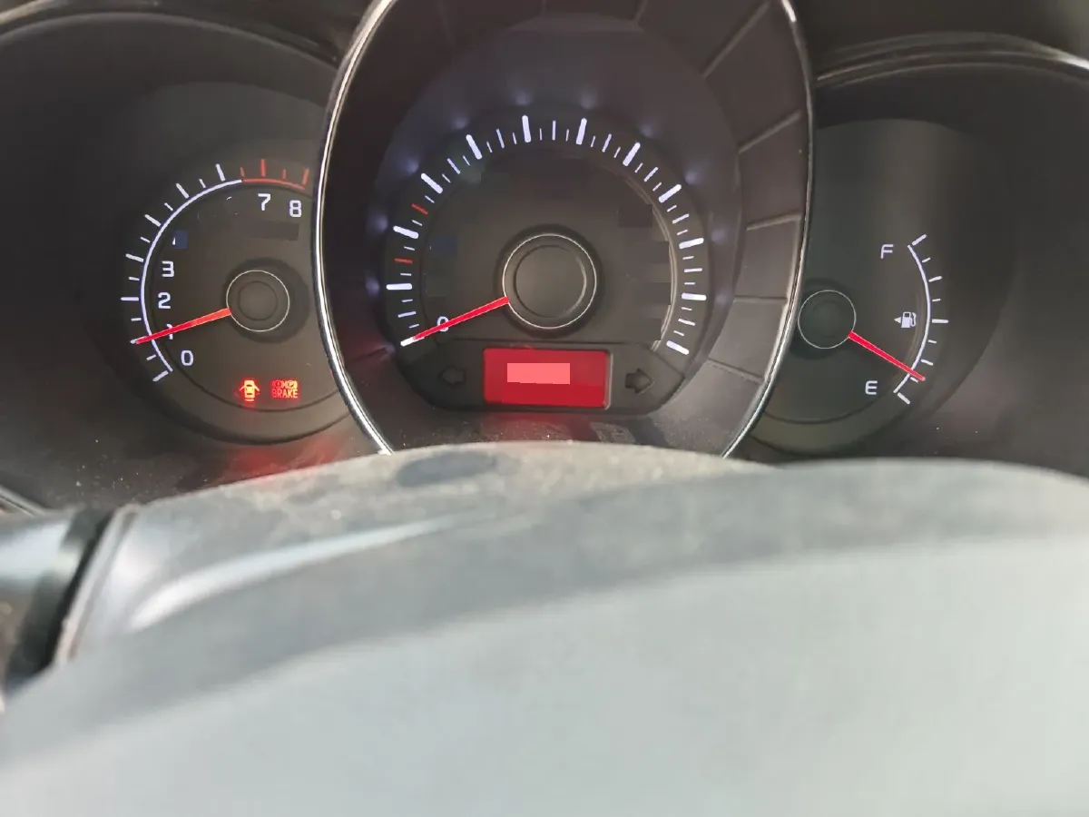 2012 Kia K2 1.4L 107HP L4 5MT,autocango,china used car exporter,china ev exporter,chinese used car exporter,chinese used ev exporter