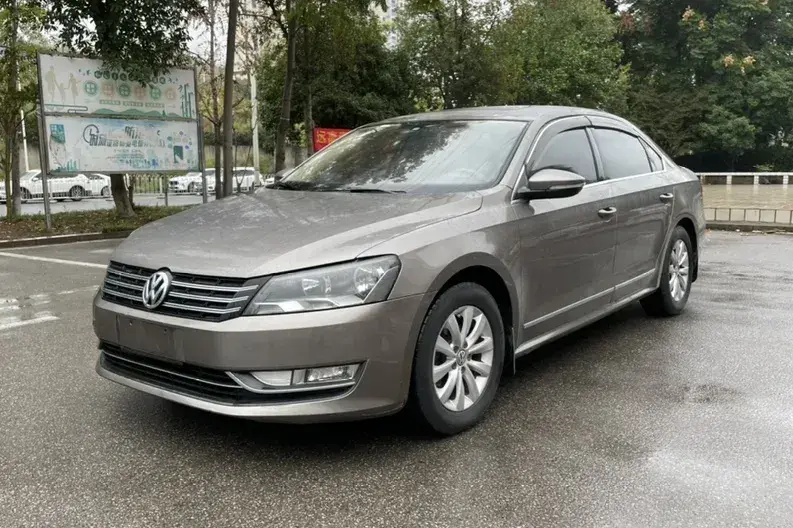 2011 Volkswagen Passat 1.4T 131HP L4 5MT
