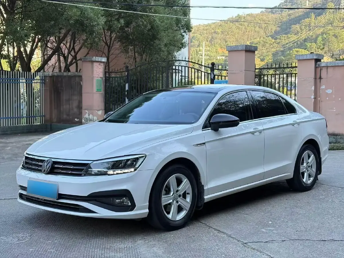 2021 Volkswagen Lamando 1.4T 131HP L4 7DCT