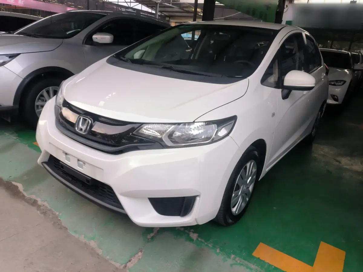 2016 Honda Fit 1.5L 131HP L4 CVT