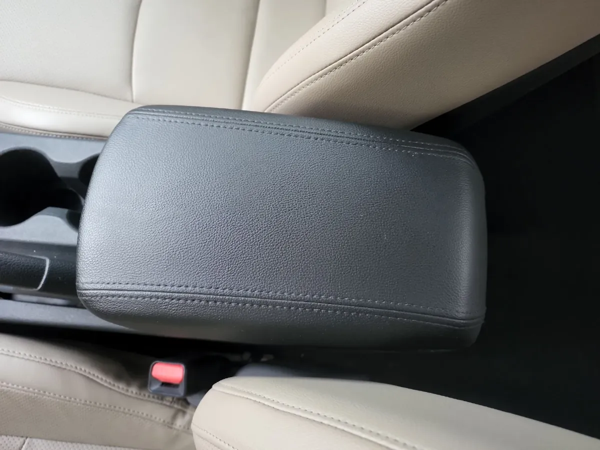 2014 Kia K5 2.0L 162HP L4 6MT,autocango,china used car exporter,china ev exporter,chinese used car exporter,chinese used ev exporter