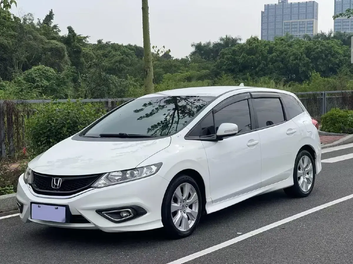 2013 Honda Jade 1.8L 141HP L4 5AT