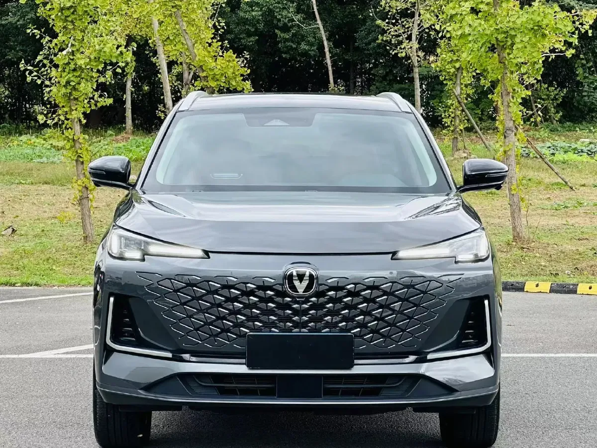 2024 ChangAn CS55 Plus 1.5T 188HP L4 7DCT,autocango,china used car exporter,china ev exporter,chinese used car exporter,chinese used ev exporter