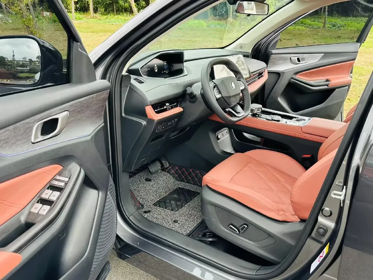 2024 ChangAn CS55 Plus 1.5T 188HP L4 7DCT,autocango,china used car exporter,china ev exporter,chinese used car exporter,chinese used ev exporter