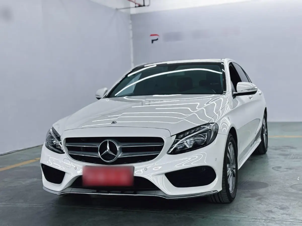 2018 Mercedes-Benz C Class 2.0T 184HP L4 9AT
