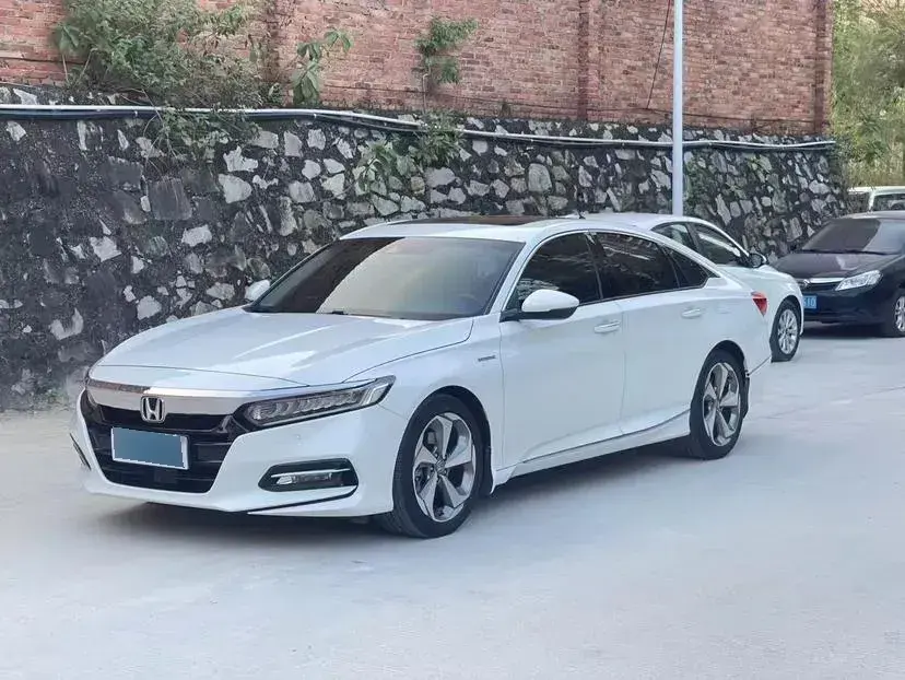2018 Honda Accord 1.5T 194HP L4 CVT