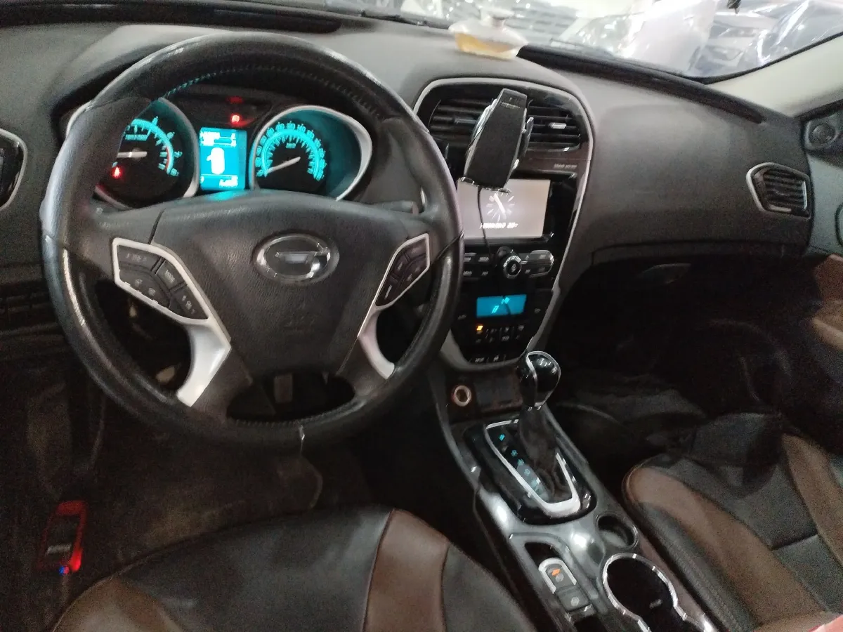 2016 GAC Trumpchi GS5 Super 1.8T 177HP L4 7DCT,autocango,china used car exporter,china ev exporter,chinese used car exporter,chinese used ev exporter