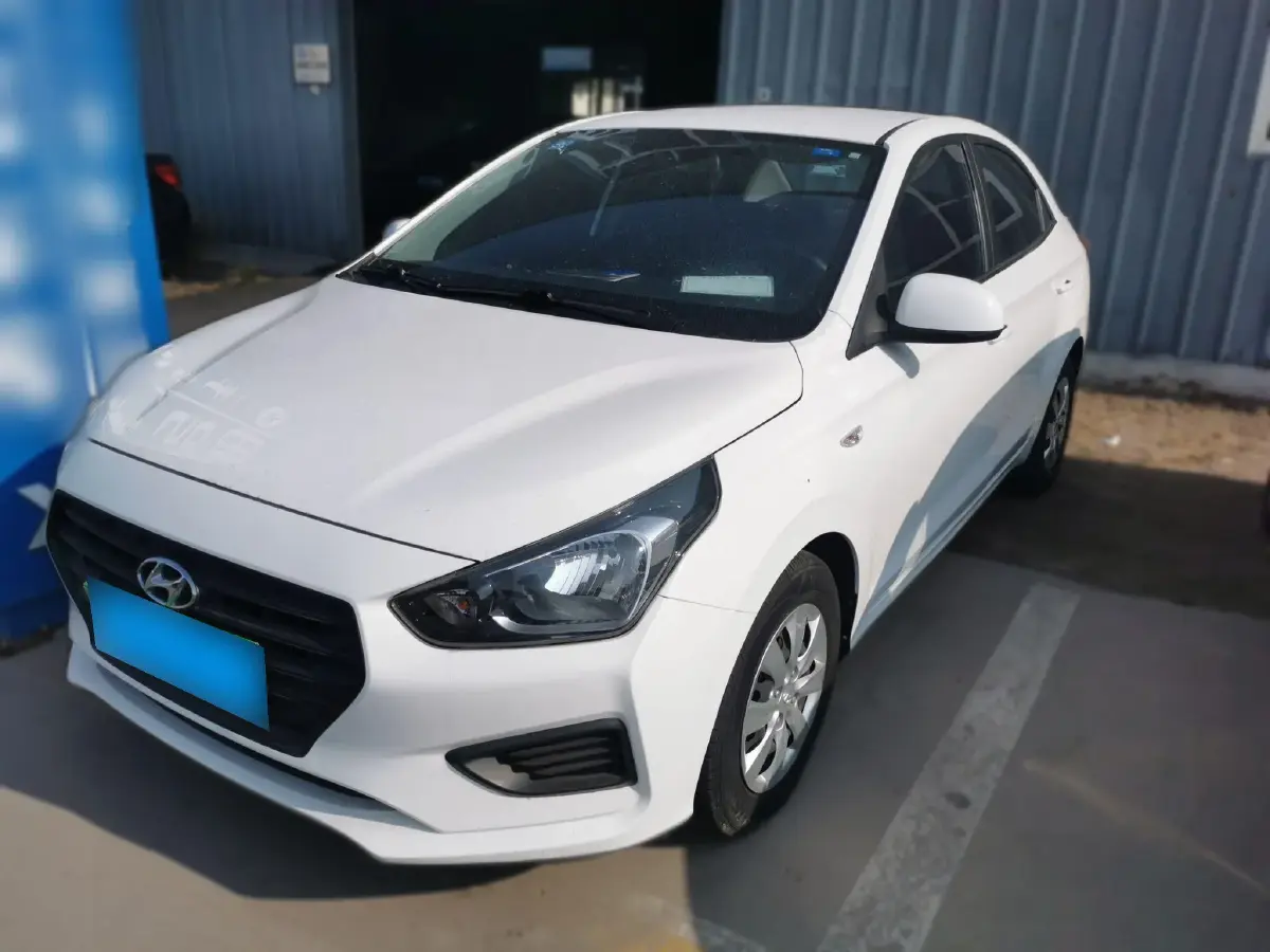 2020 Hyundai Reina 1.4L 95HP L4 5MT