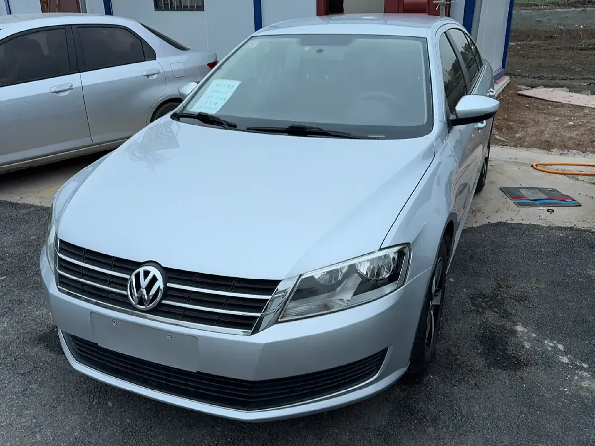 2013 Volkswagen Lavida 1.6L 110HP L4 5MT