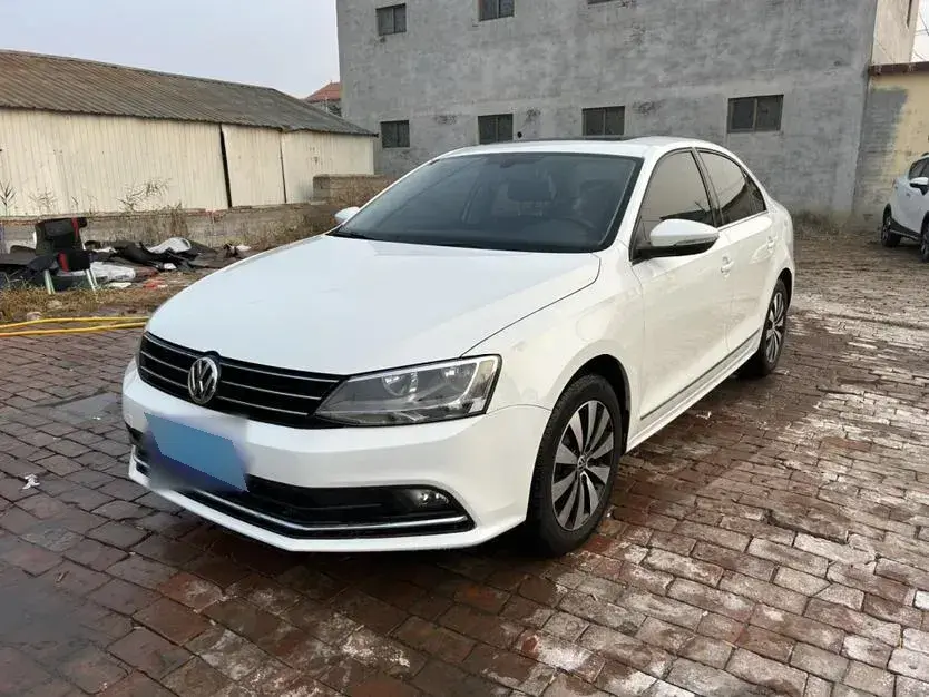 2018 Volkswagen Sagitar 1.6L 110HP L4 6AT