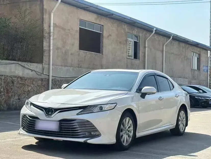 2018 Toyota Camry 2.0L 169HP L4 6AT