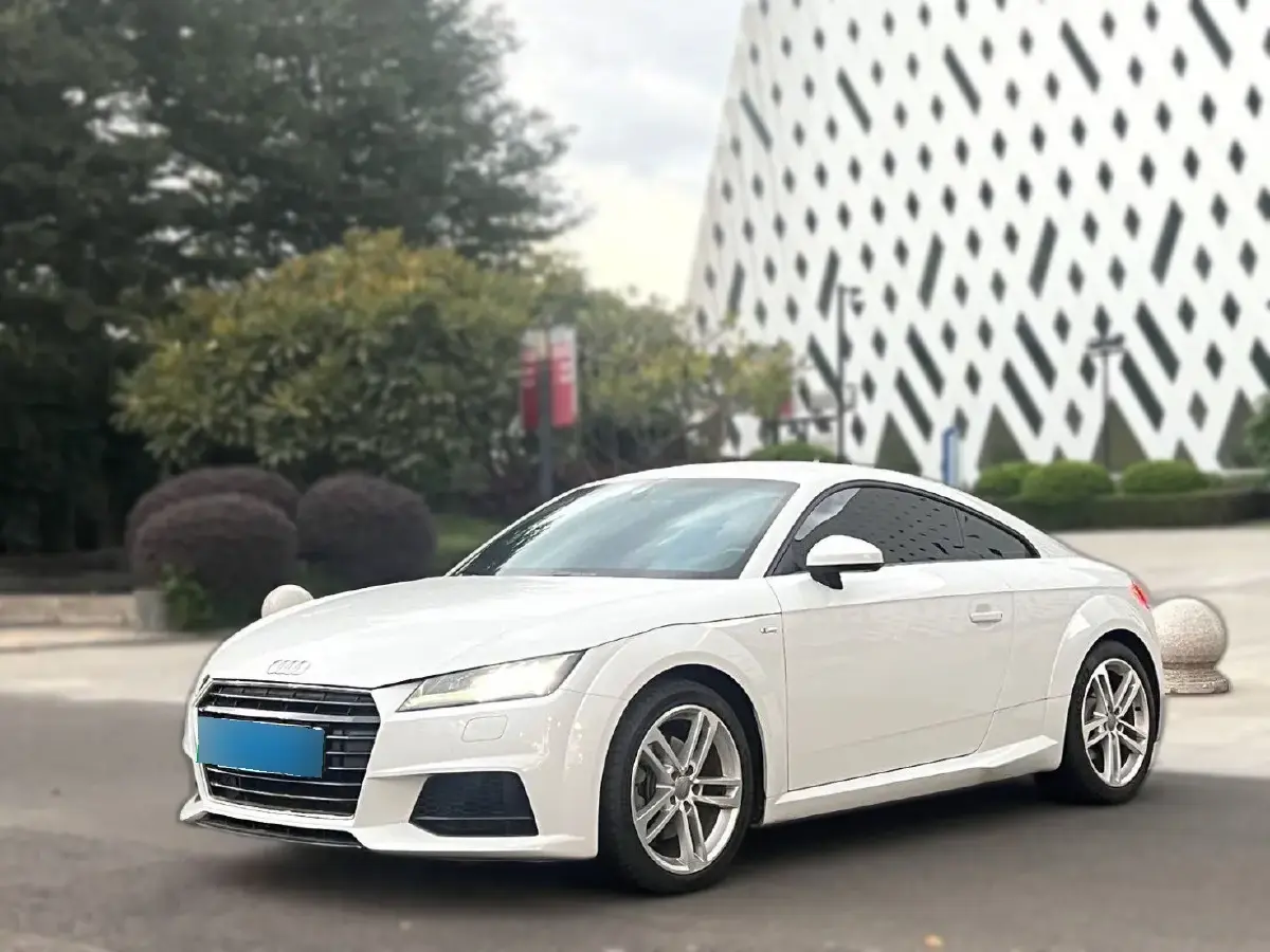 2017 Audi TT 2.0T 230HP L4 6DCT