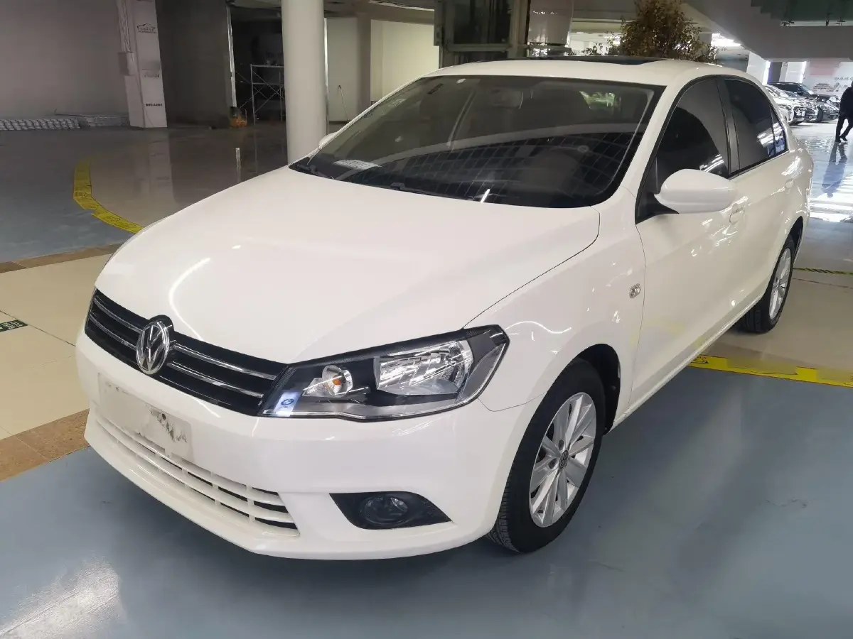 2015 Volkswagen Jetta 1.6L 110HP L4 6AT