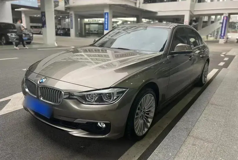 2018 BMW 3 Series 2.0T 184HP L4 8AT