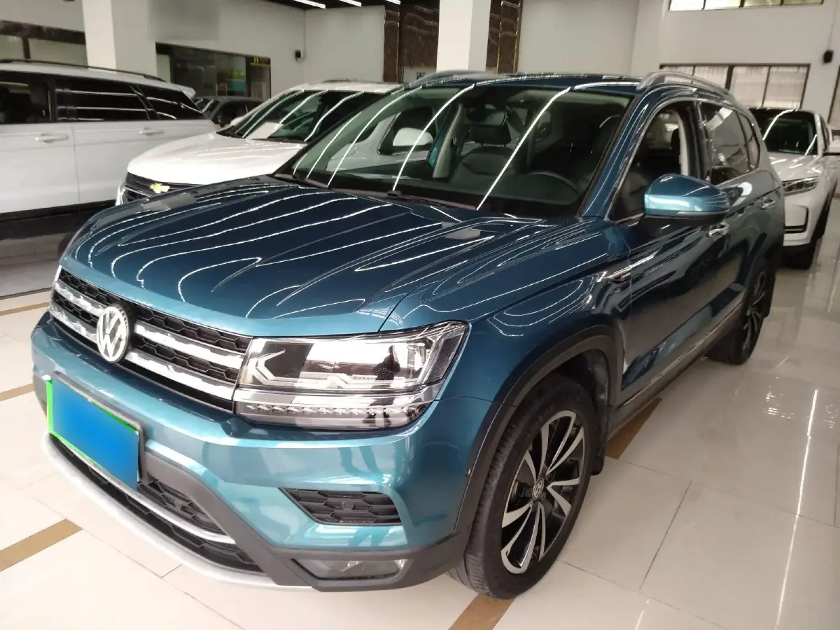 2019 Volkswagen Tharu 2.0T 186HP L4 7DCT