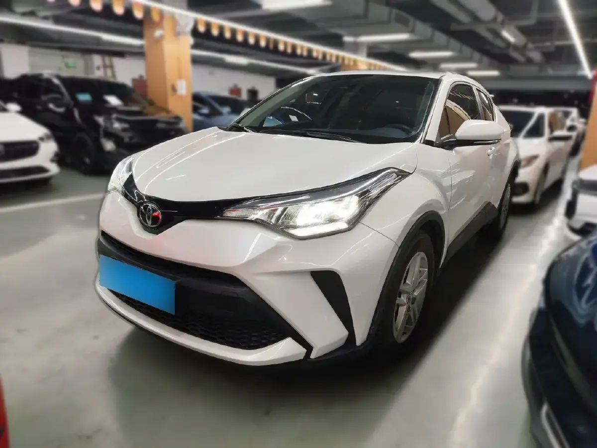 2021 Toyota C-HR 2.0L 171HP L4 CVT