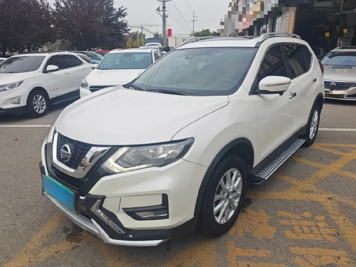 2021 Nissan X-Trail 2.0L 151HP L4 CVT