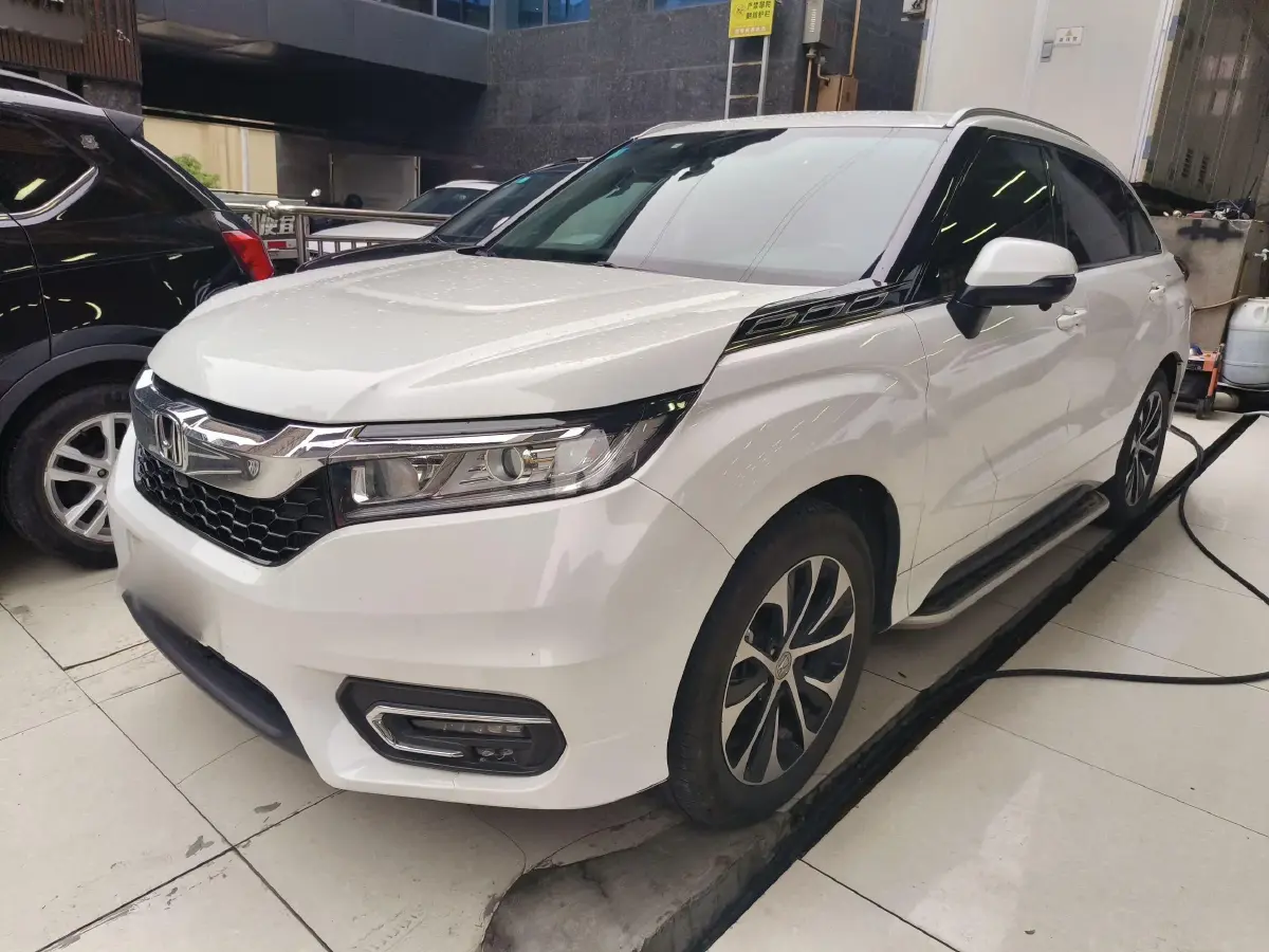 2019 Honda Avancier 1.5T 193HP L4 CVT