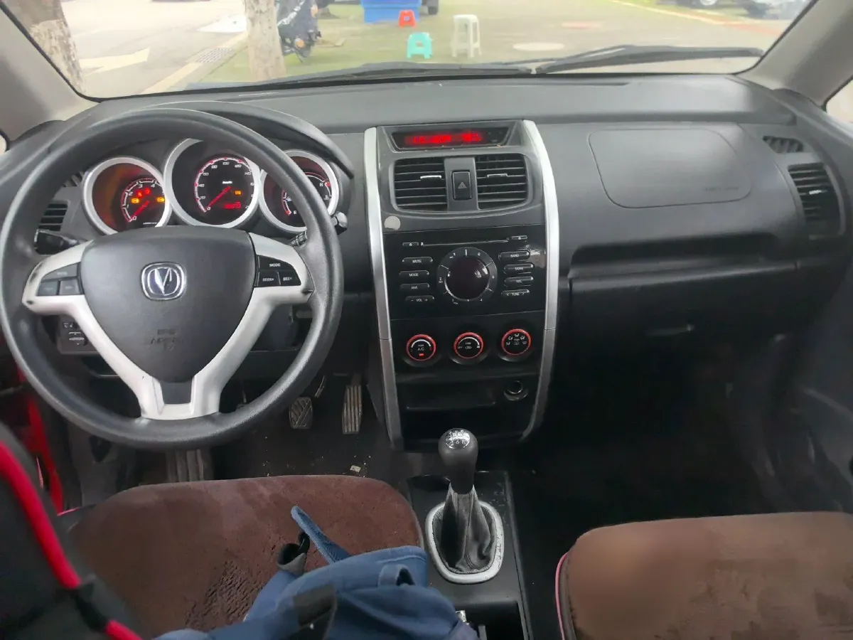 2014 ChangAn CX20 1.4L 101HP L4 5MT,autocango,china used car exporter,china ev exporter,chinese used car exporter,chinese used ev exporter