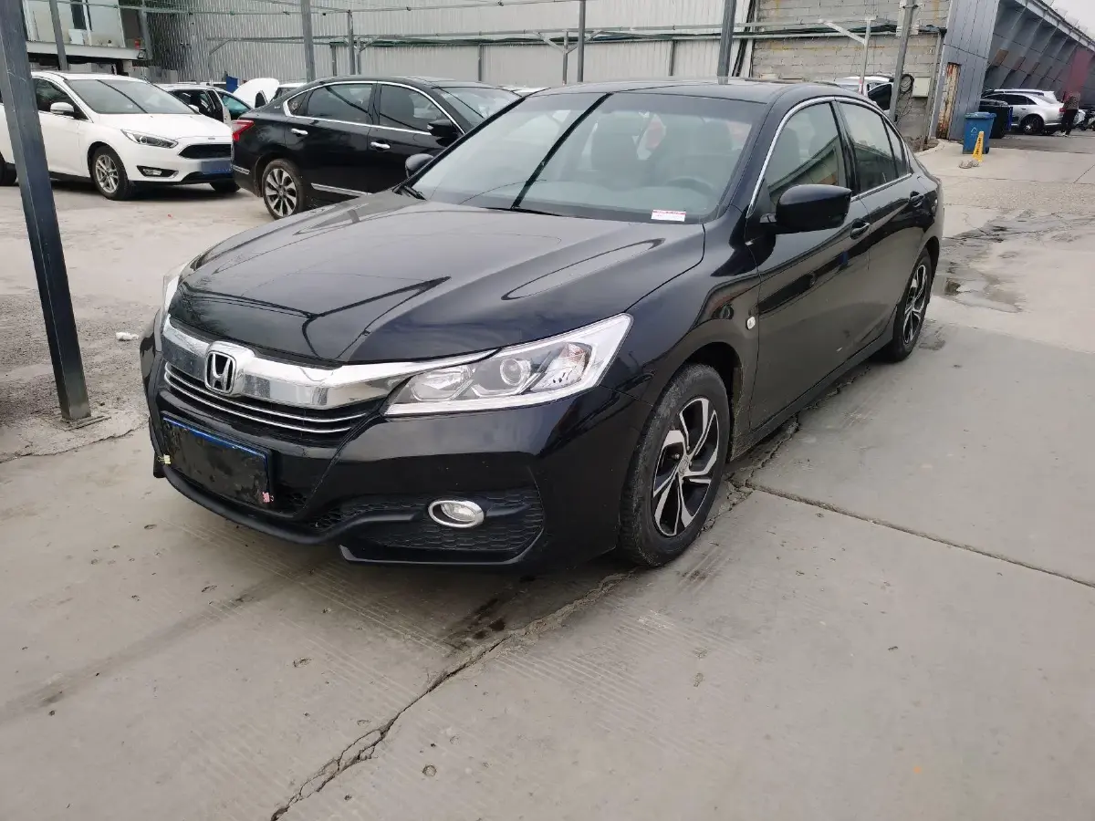 2016 Honda Accord 2.0L 155HP L4 CVT