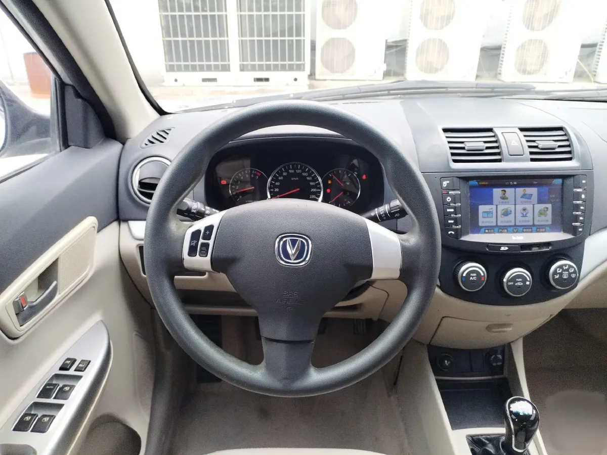 2012 ChangAn Alsvin V5 1.5L 114HP L4 5MT,autocango,china used car exporter,china ev exporter,chinese used car exporter,chinese used ev exporter