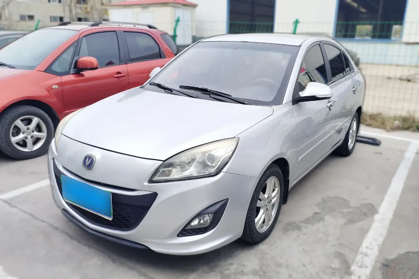 2012 ChangAn Alsvin V5 1.5L 114HP L4 5MT 2012 ChangAn Alsvin V5 1.5L 114HP L4 5MT