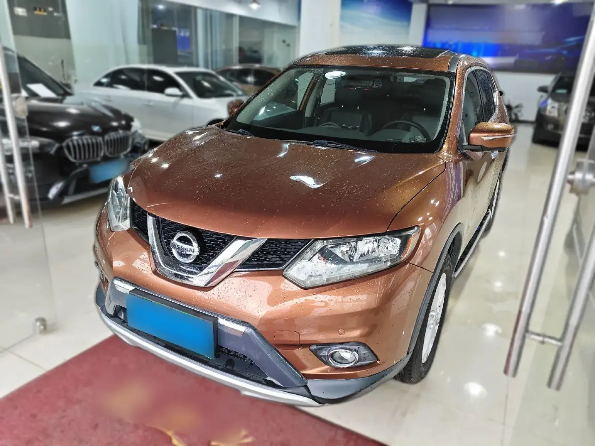 2014 Nissan X-Trail 2.0L 150HP L4 CVT