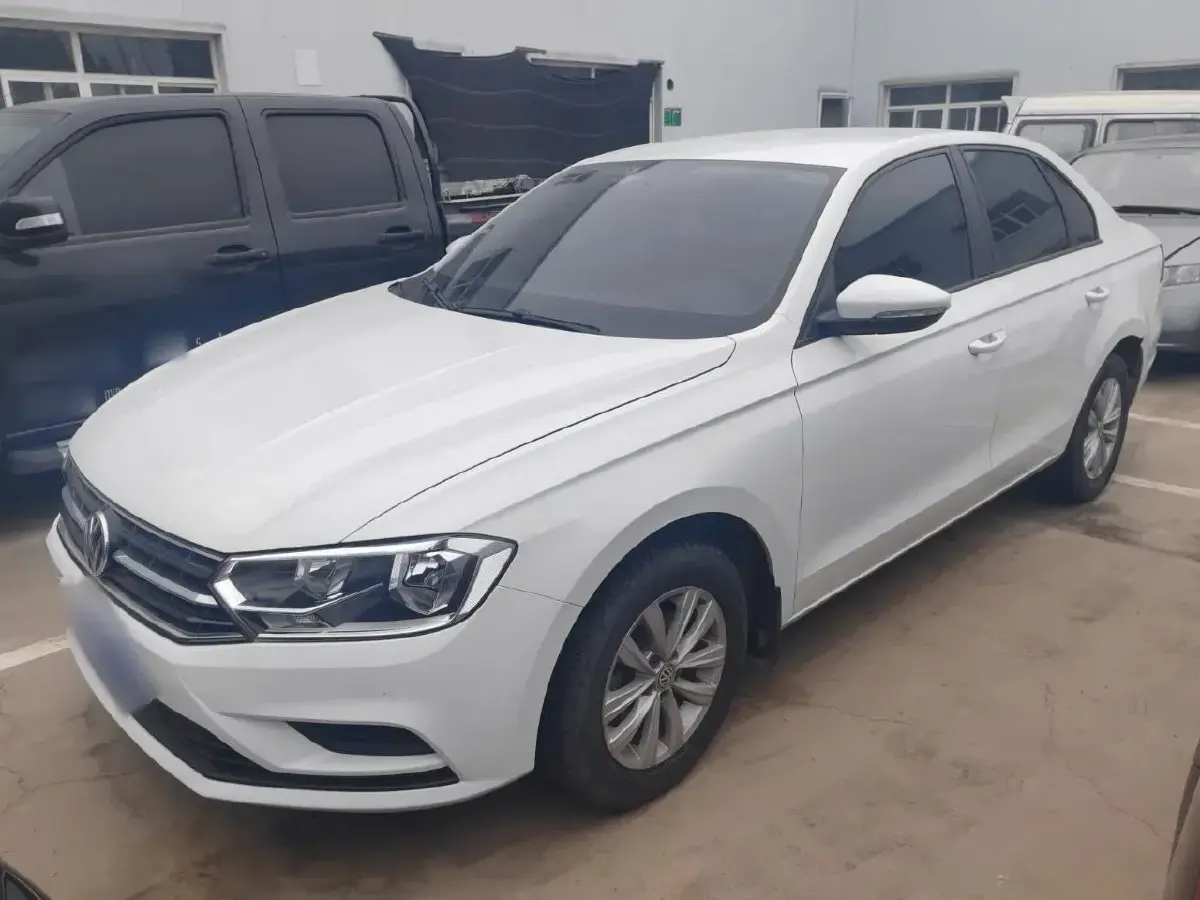 2018 Volkswagen Bora 1.5L 110HP L4 5MT