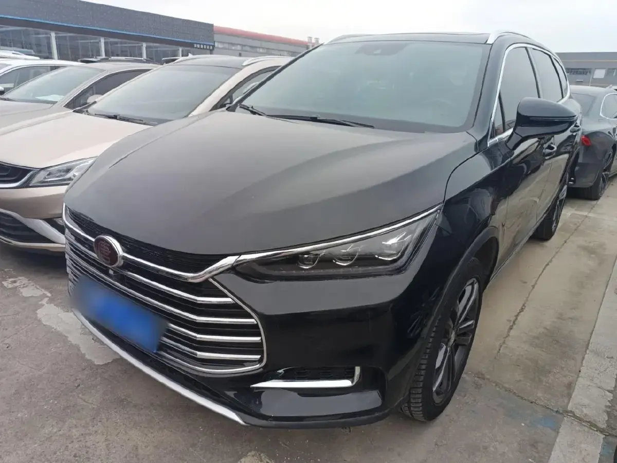 2021 BYD Tang 2.0T 192HP L4 6AT