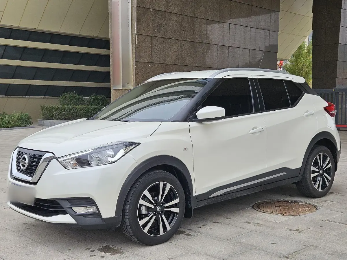 2021 Nissan Kicks 1.5L 122HP L4 CVT