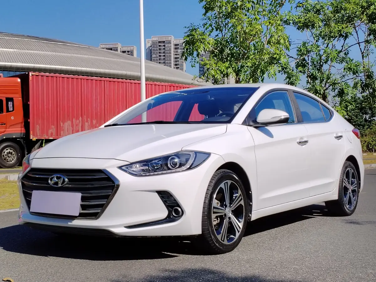 2018 Hyundai Elantra 1.4T 130HP L4 7DCT